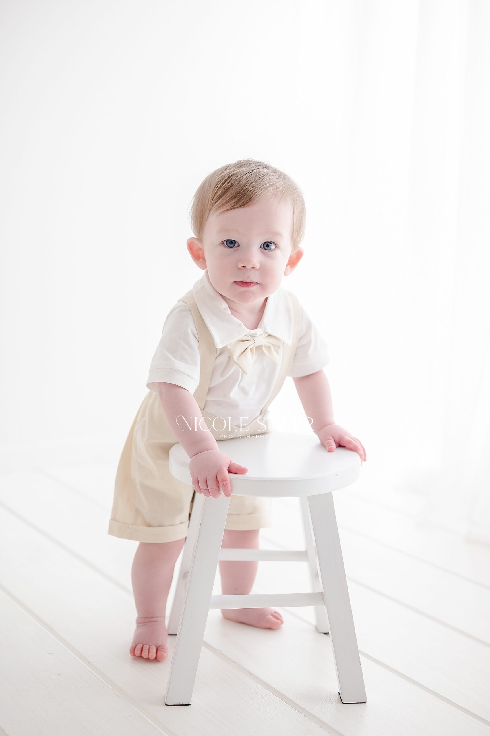A Timeless Cake Smash With Saratoga Springs Baby Photographer