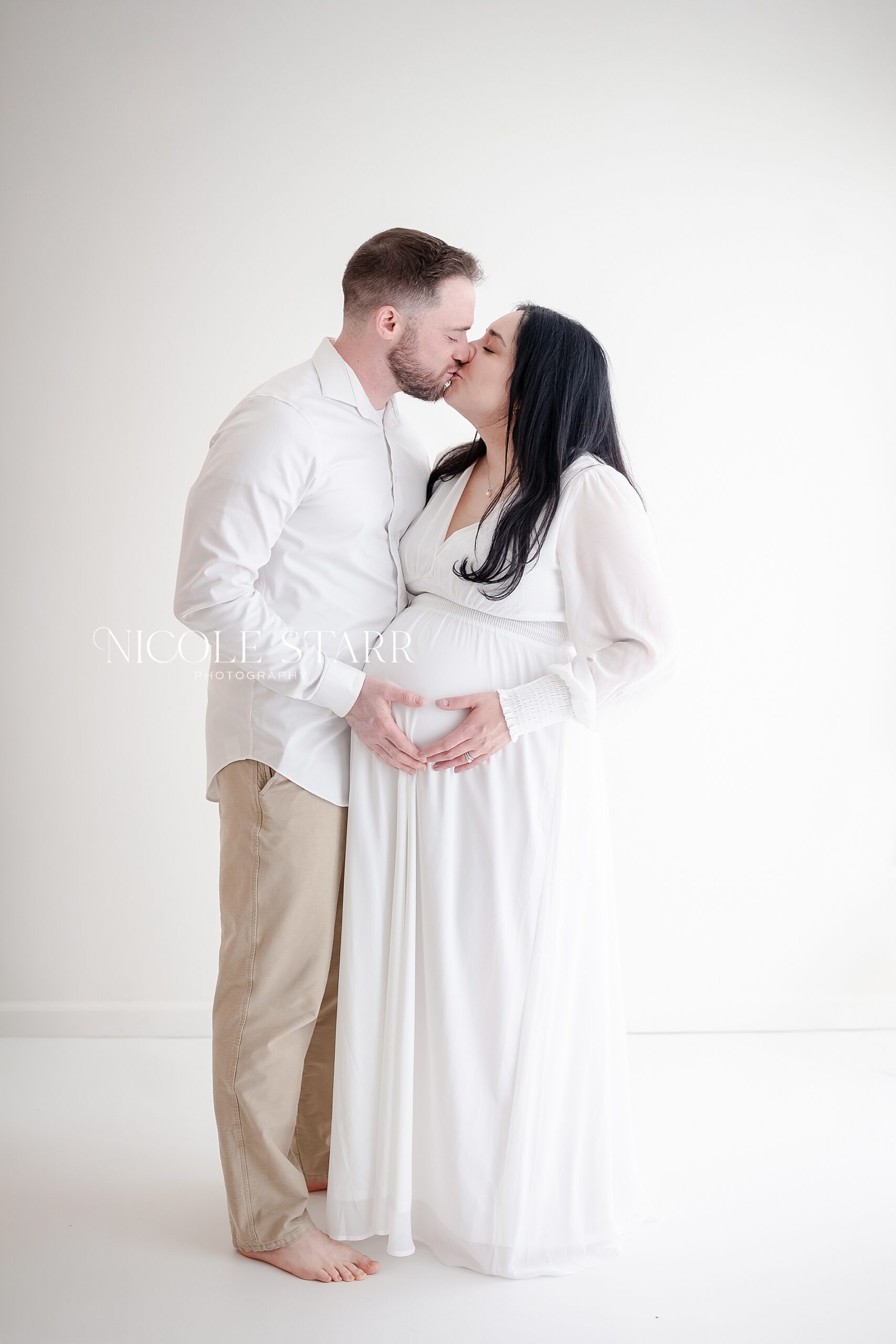 timeless, love-filled maternity portraits