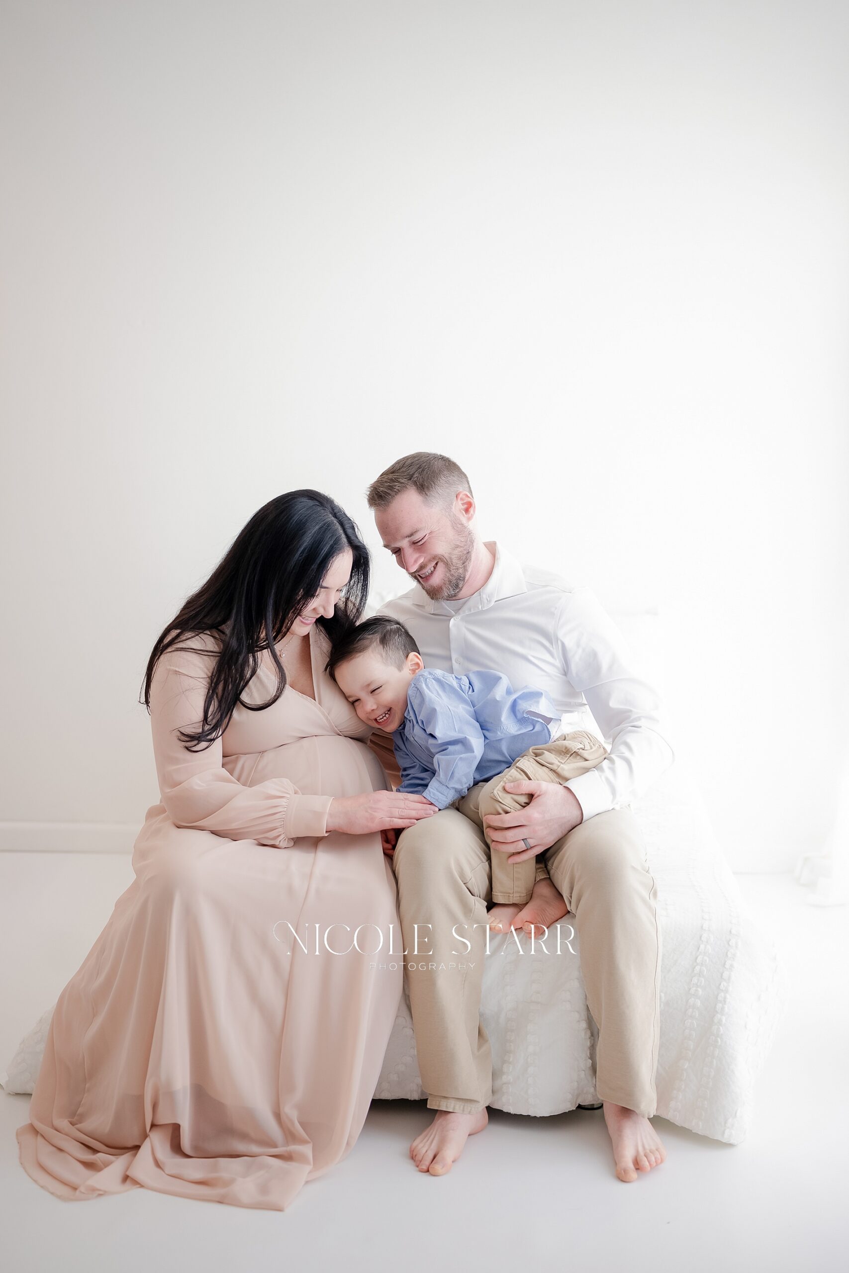 Beautiful Maternity Portraits with Toddlers